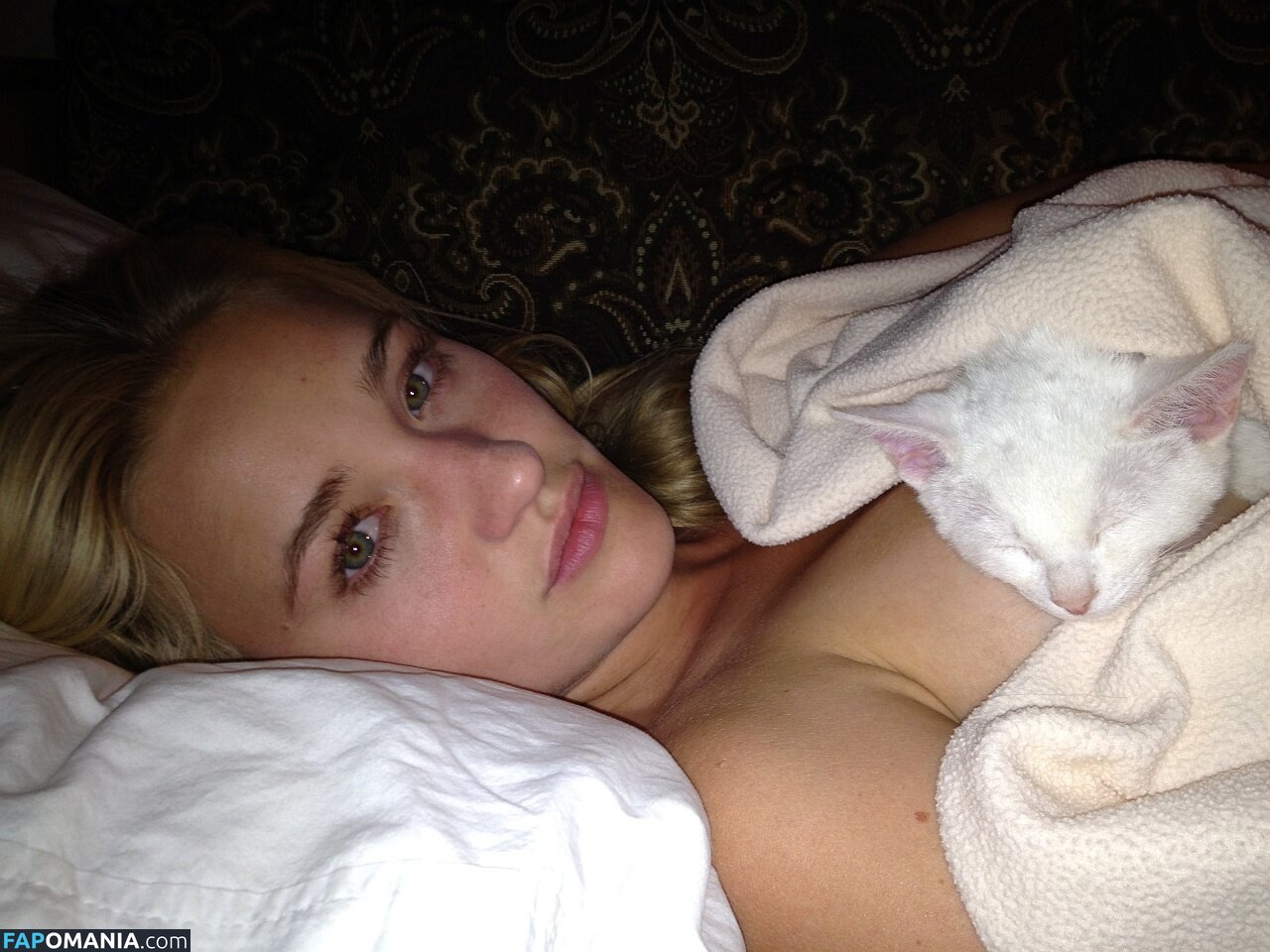 Michalka Sisters Nago Przeciekłe zdjęcie #47