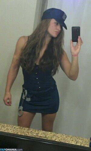 Miesha Tate Nago Przeciekłe zdjęcie #17