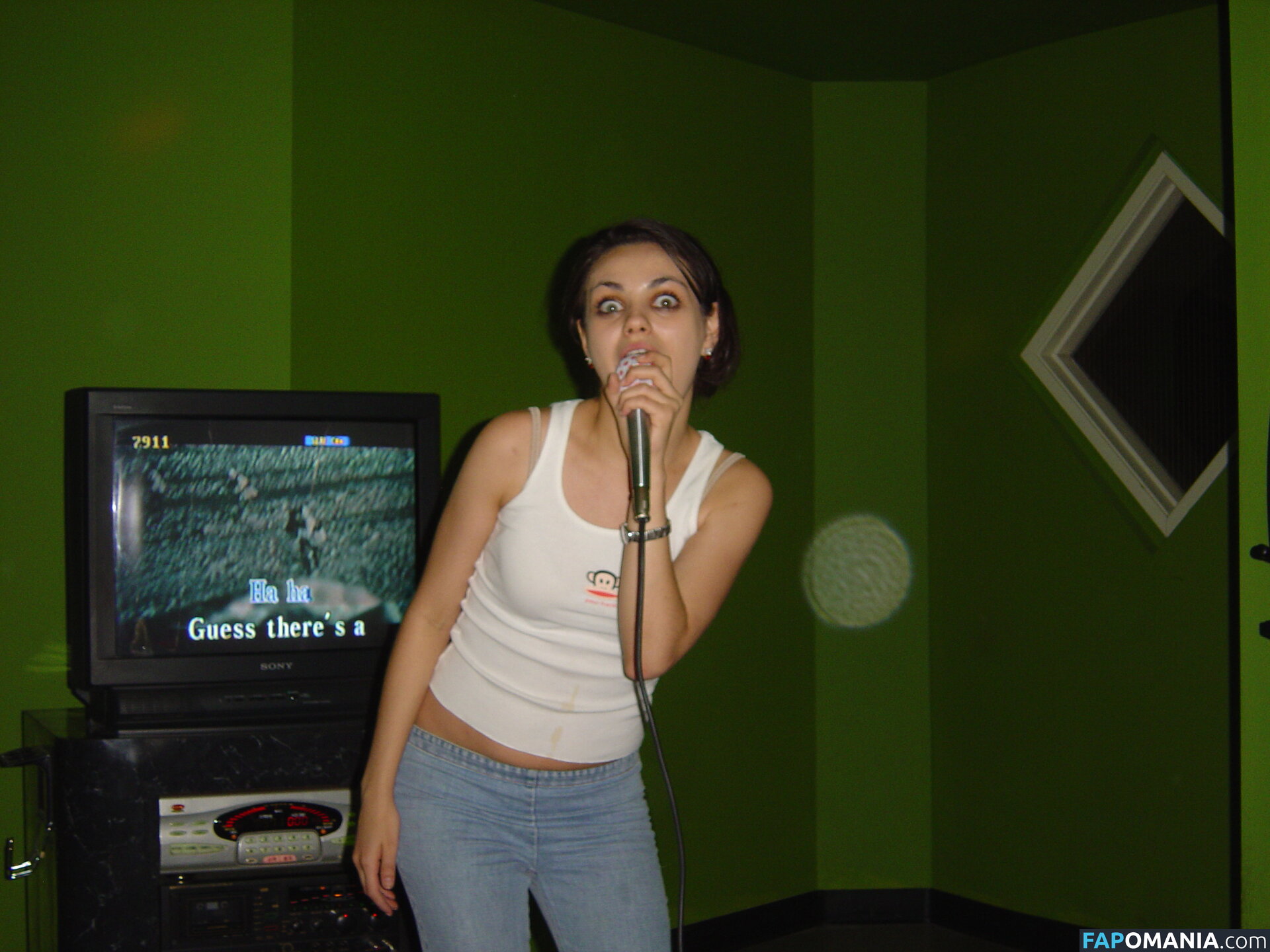 Mila Kunis Nago Przeciekłe zdjęcie #8