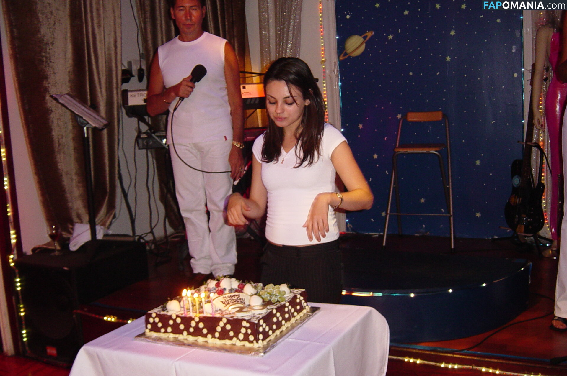 Mila Kunis Nago Przeciekłe zdjęcie #13