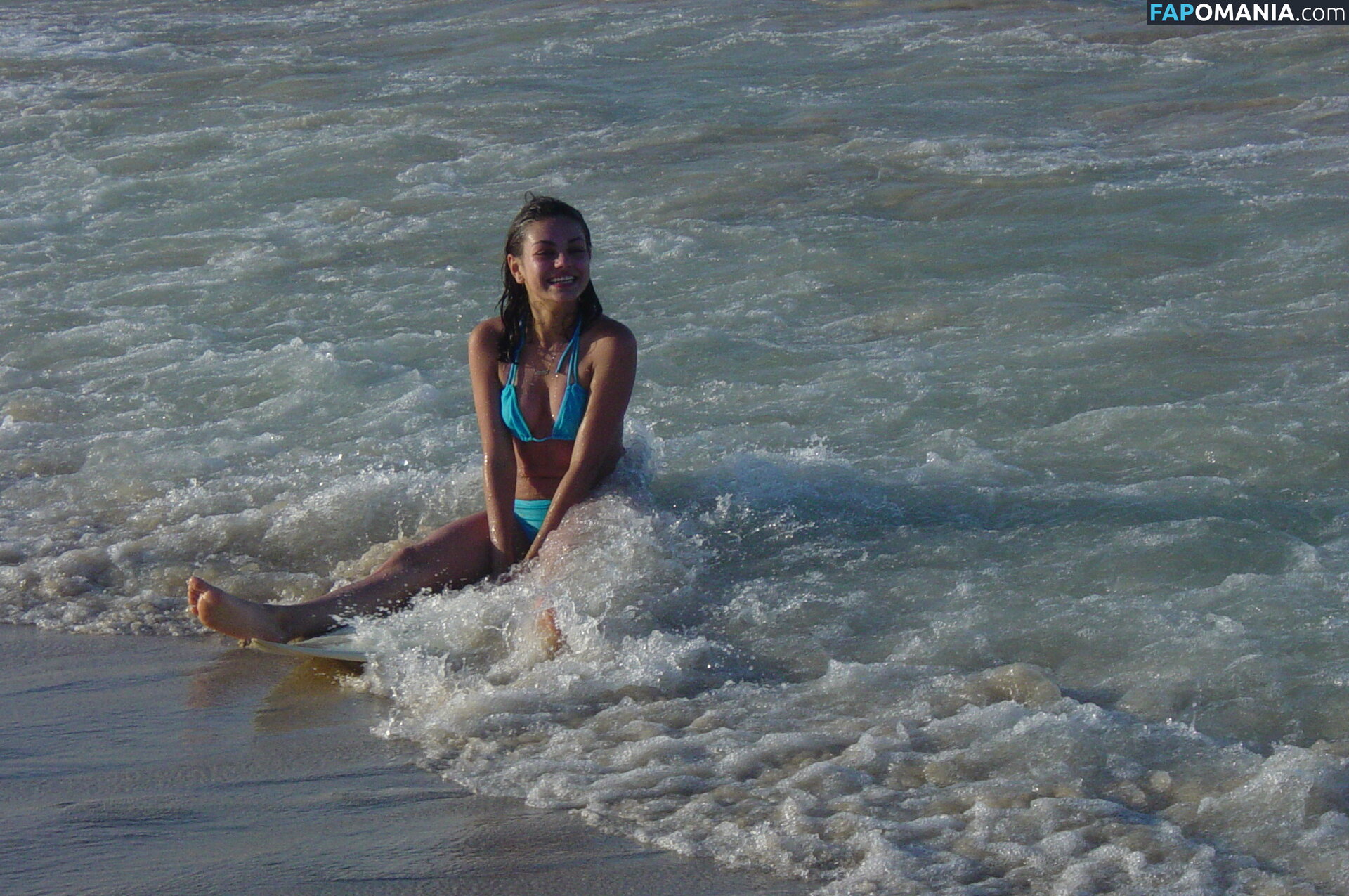 Mila Kunis Nago Przeciekłe zdjęcie #15