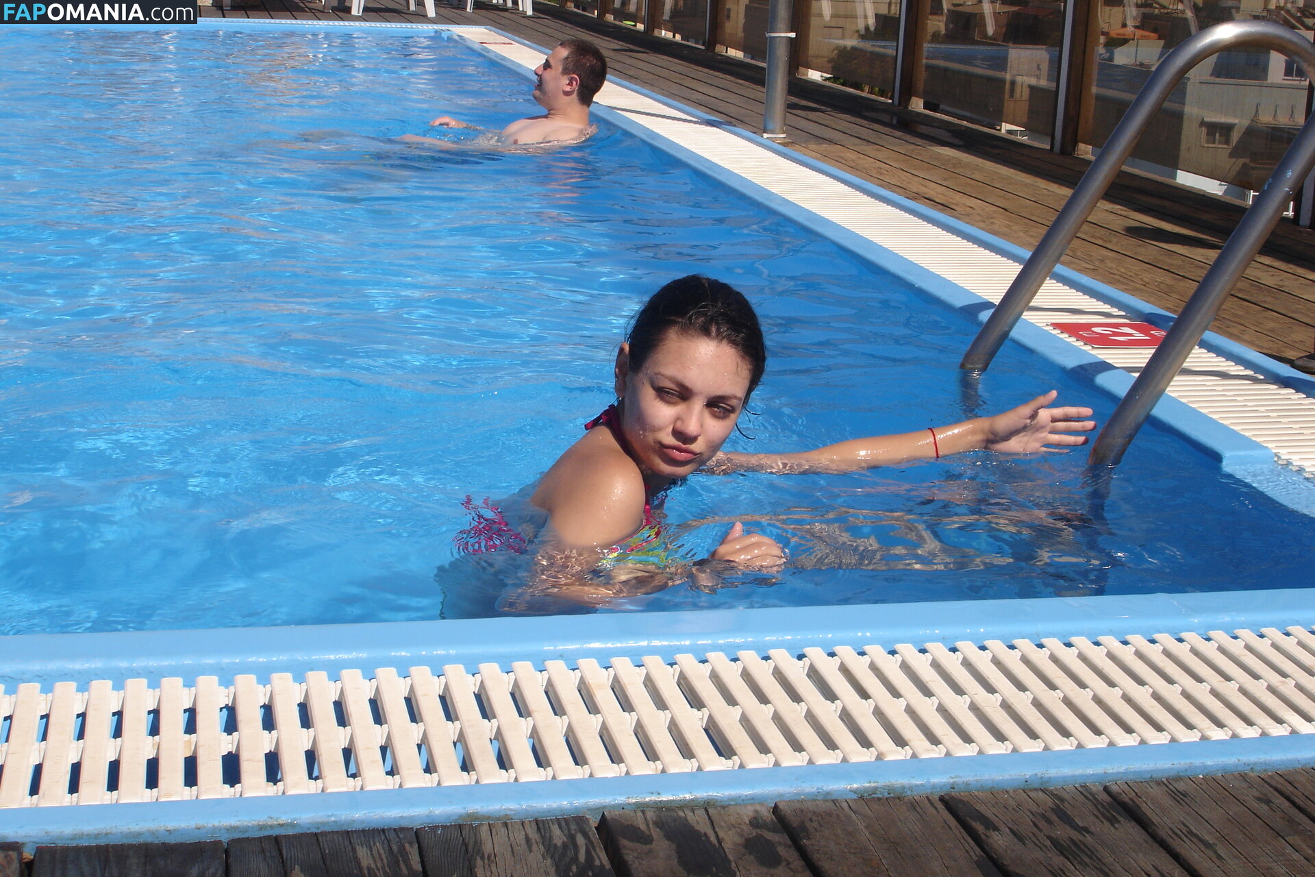 Mila Kunis Nago Przeciekłe zdjęcie #23