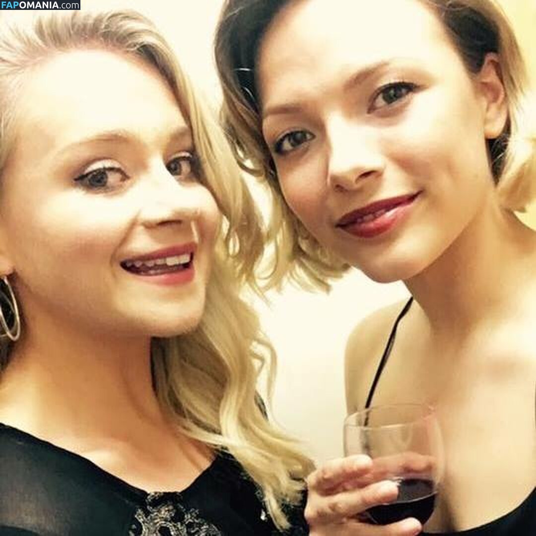 Molly Osborne Nago Przeciekłe zdjęcie #2