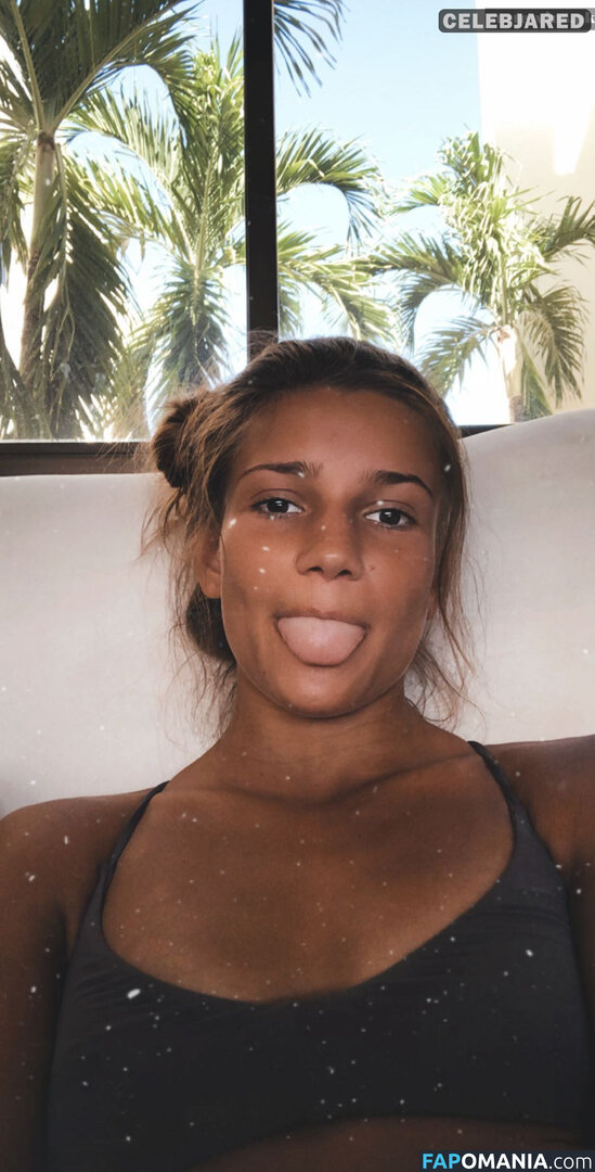 Morgan Simianer Nago Przeciekłe zdjęcie #24