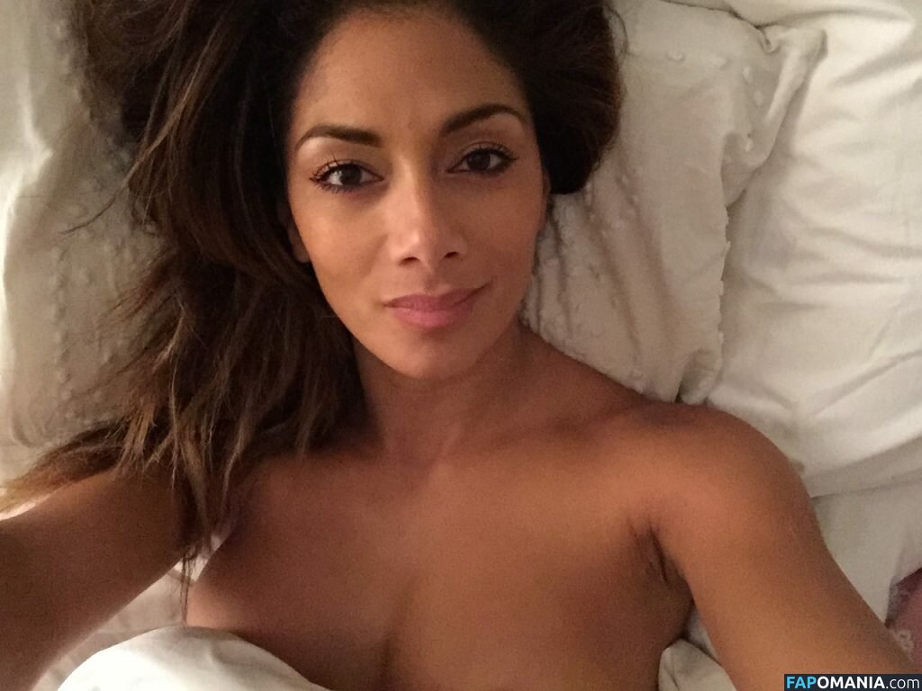 Nicole Scherzinger Nago Przeciekłe zdjęcie #3