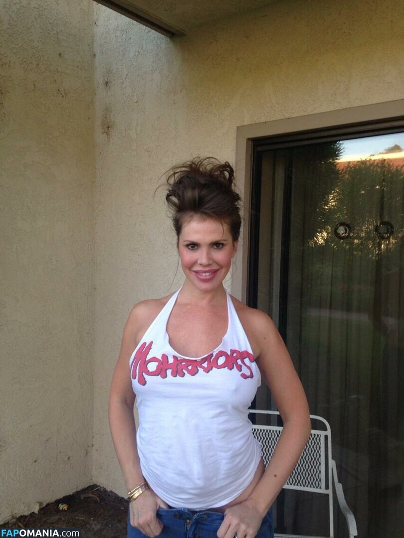 Nikki Cox Nago Przeciekłe zdjęcie #7