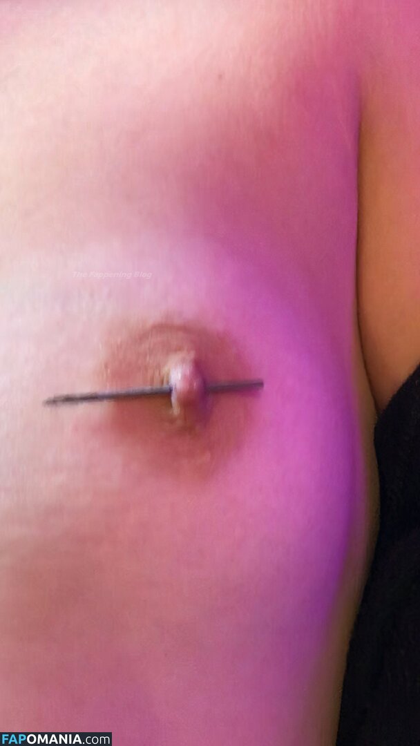 Noah Cyrus Nago Przeciekłe zdjęcie #5