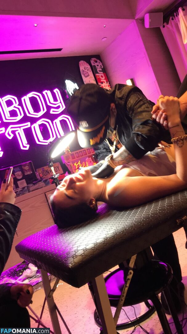 Noah Cyrus Nago Przeciekłe zdjęcie #73