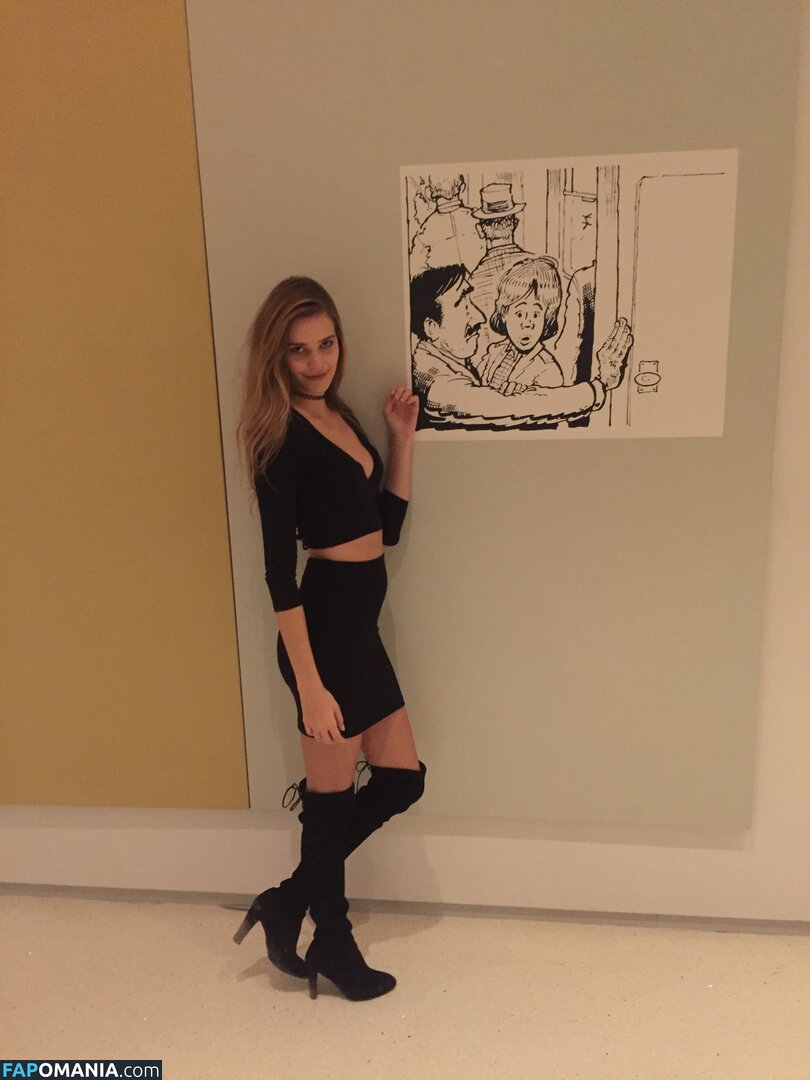 Noel Berry Nago Przeciekłe zdjęcie #347