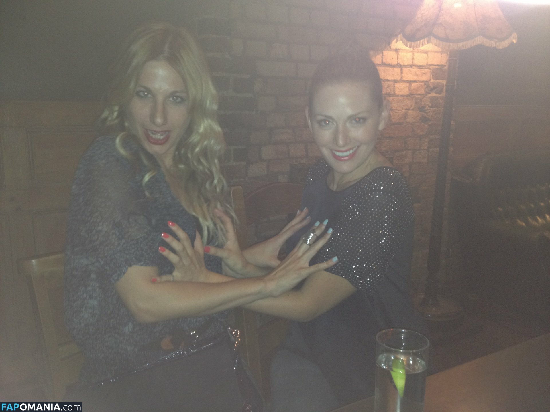 Olivia Lee Nago Przeciekłe zdjęcie #5