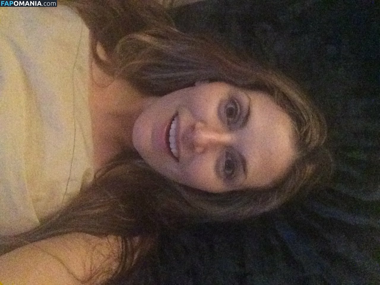 Olivia Lee Nago Przeciekłe zdjęcie #7