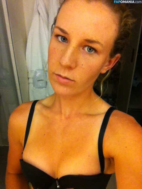 Olivia Rogowska Nago Przeciekłe zdjęcie #5