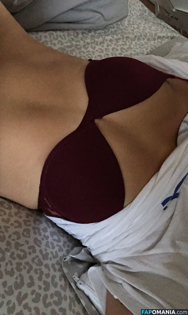Olivia Tiedemann Nago Przeciekłe zdjęcie #8