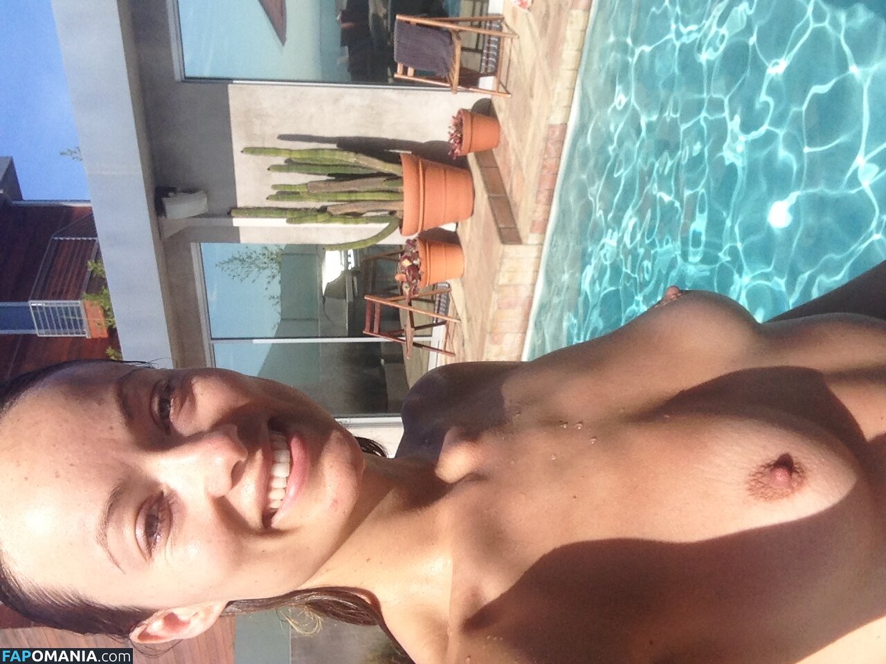 Olivia Wilde Nago Przeciekłe zdjęcie #9