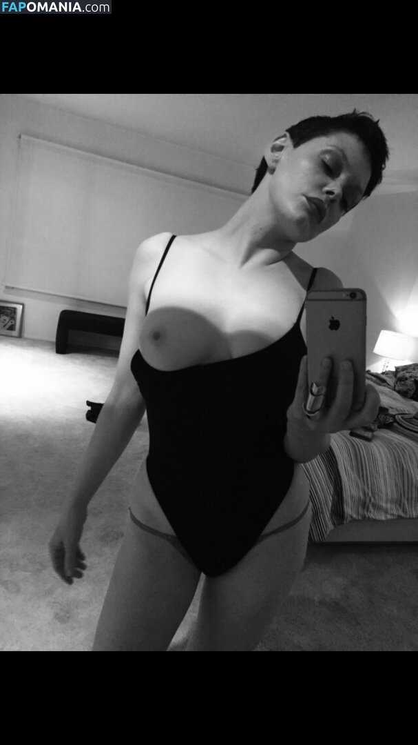 Rose McGowan Nago Przeciekłe zdjęcie #75