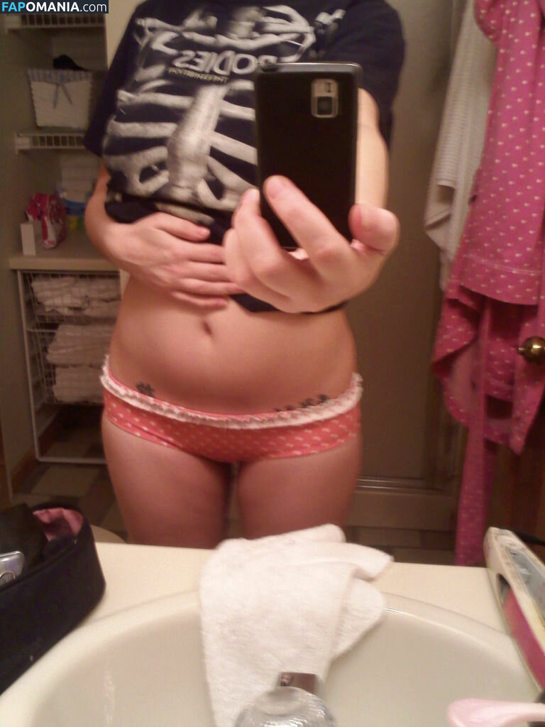 Sally Hager Nago Przeciekłe zdjęcie #14