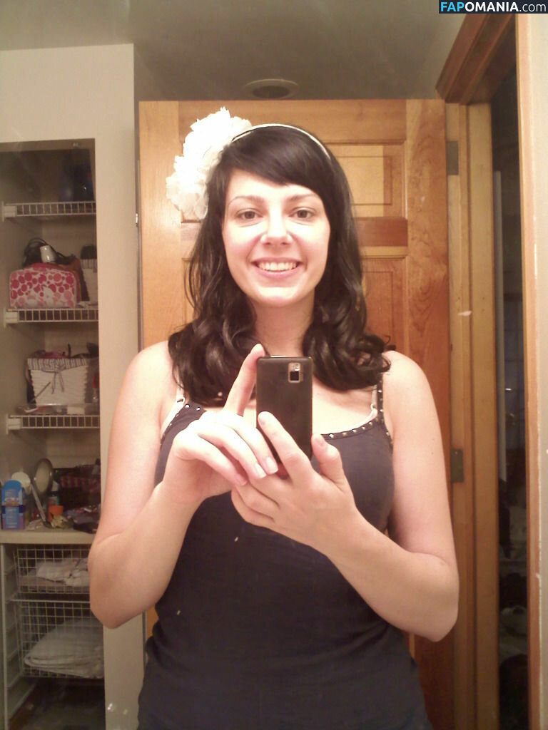 Sally Hager Nago Przeciekłe zdjęcie #17