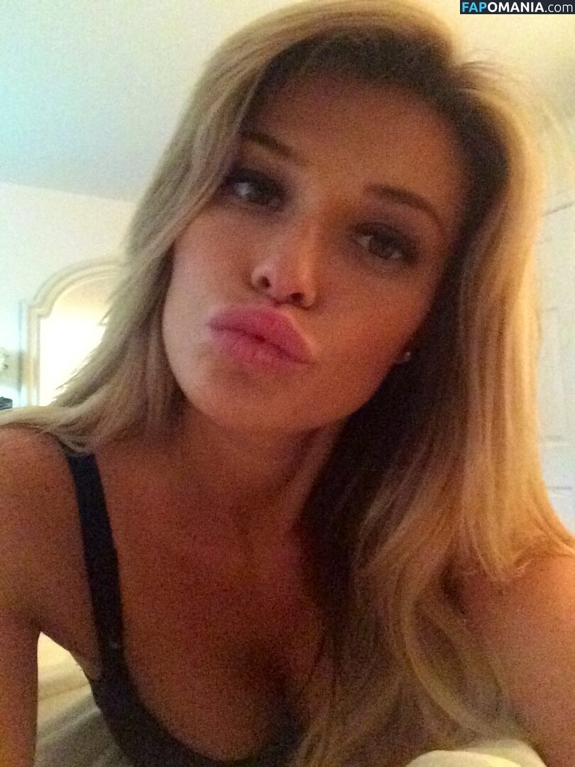 Samantha Hoopes Nago Przeciekłe zdjęcie #15