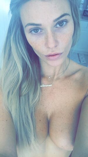 Samantha Hoopes