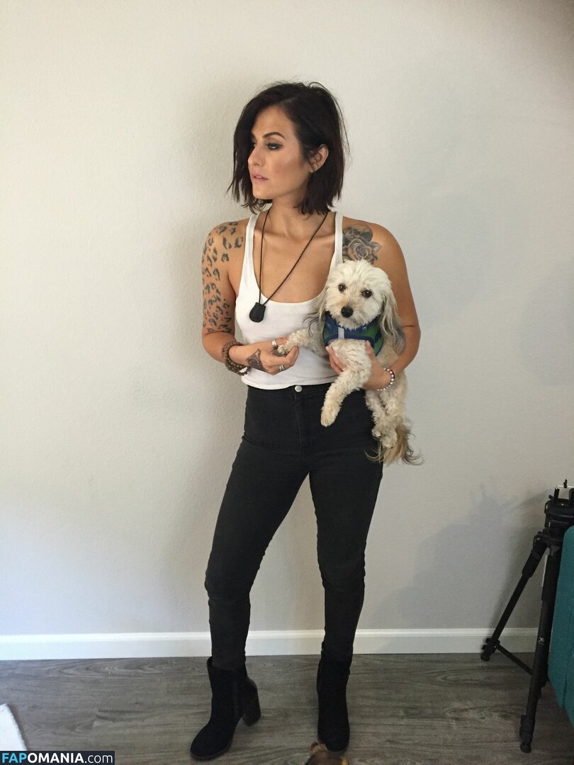 Scout Taylor Compton Nago Przeciekłe zdjęcie #34