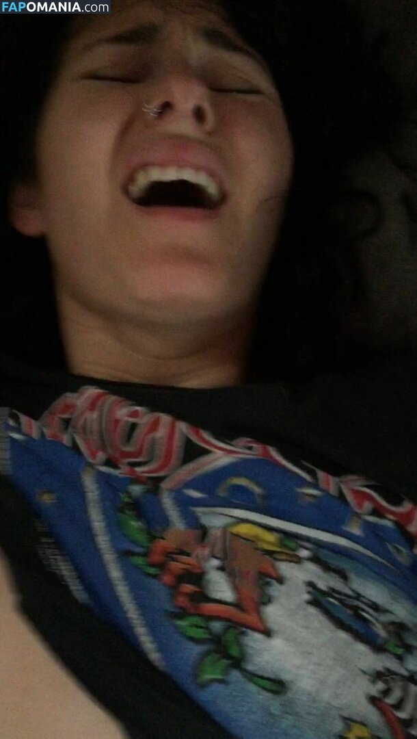 Scout Taylor Compton Nago Przeciekłe zdjęcie #47