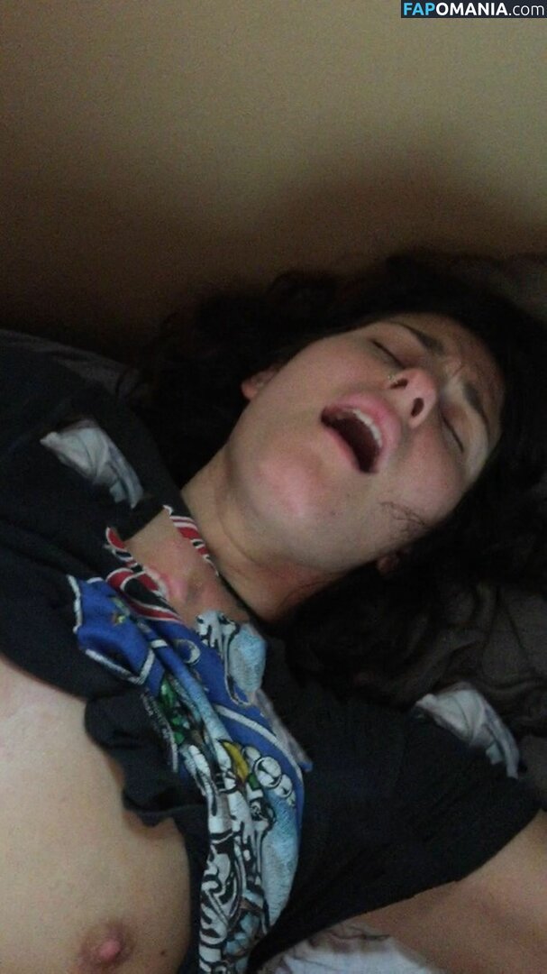 Scout Taylor Compton Nago Przeciekłe zdjęcie #71