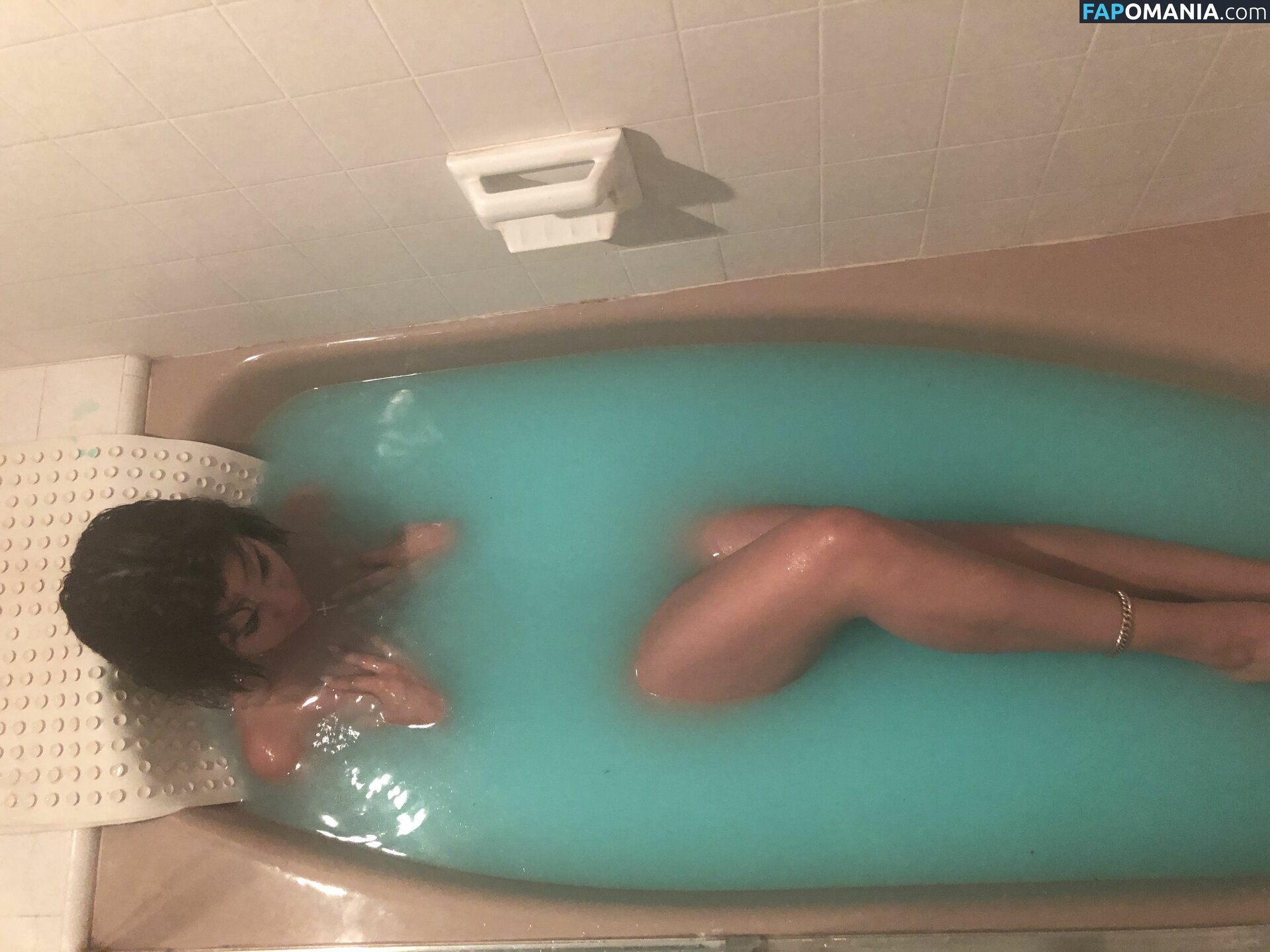 Selena Gomez Nago Przeciekłe zdjęcie #45