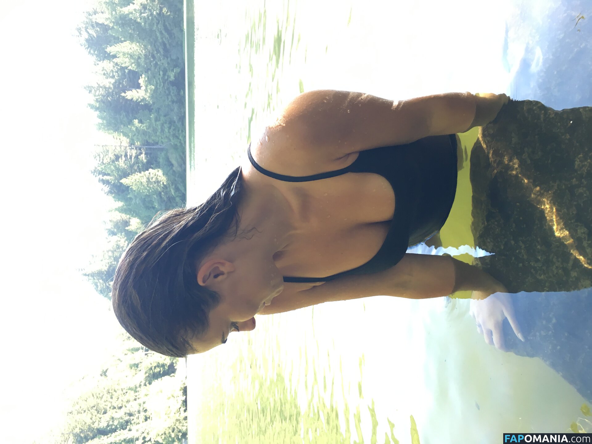 Serinda Swan Nago Przeciekłe zdjęcie #108