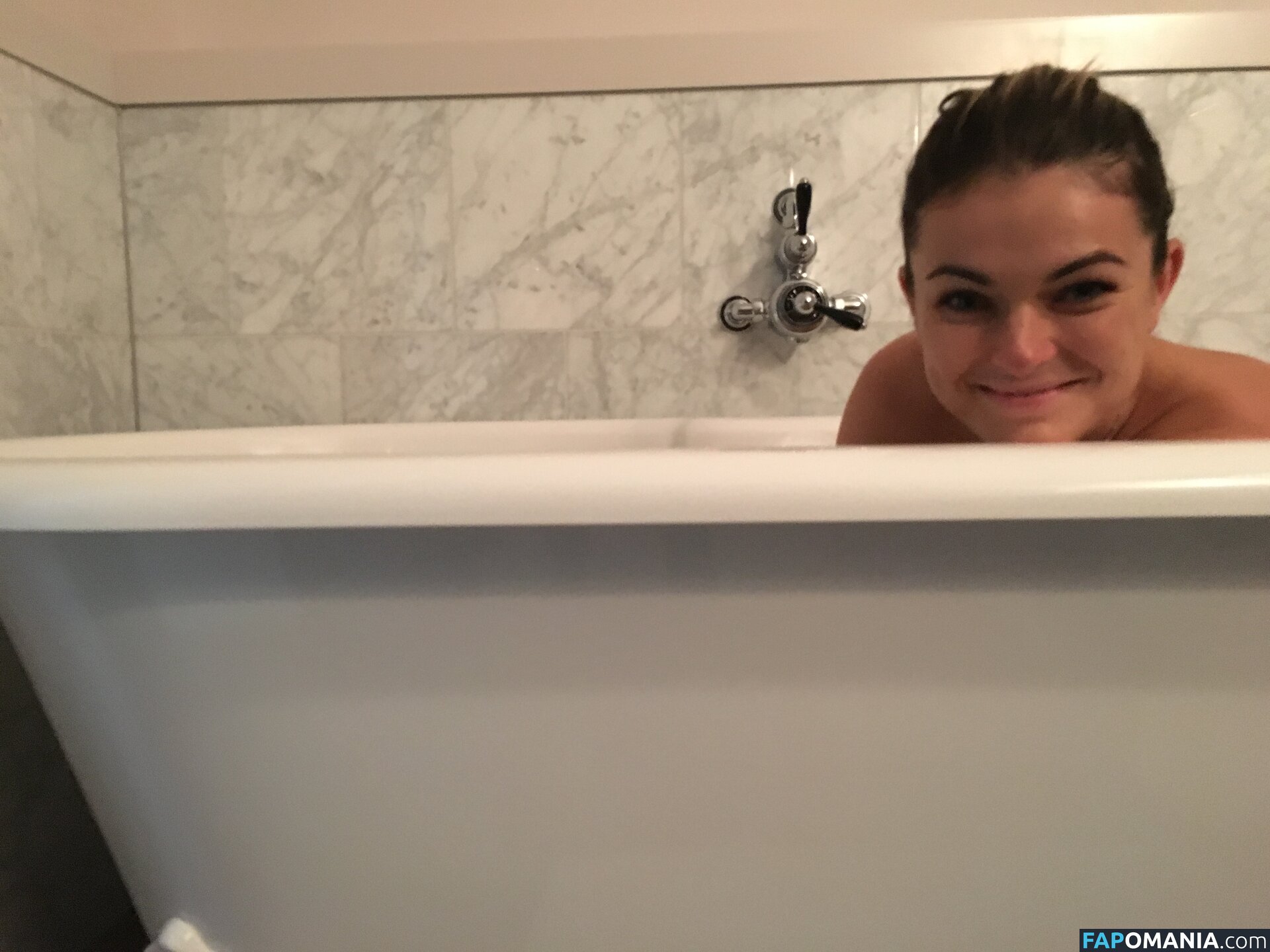 Serinda Swan Nago Przeciekłe zdjęcie #161