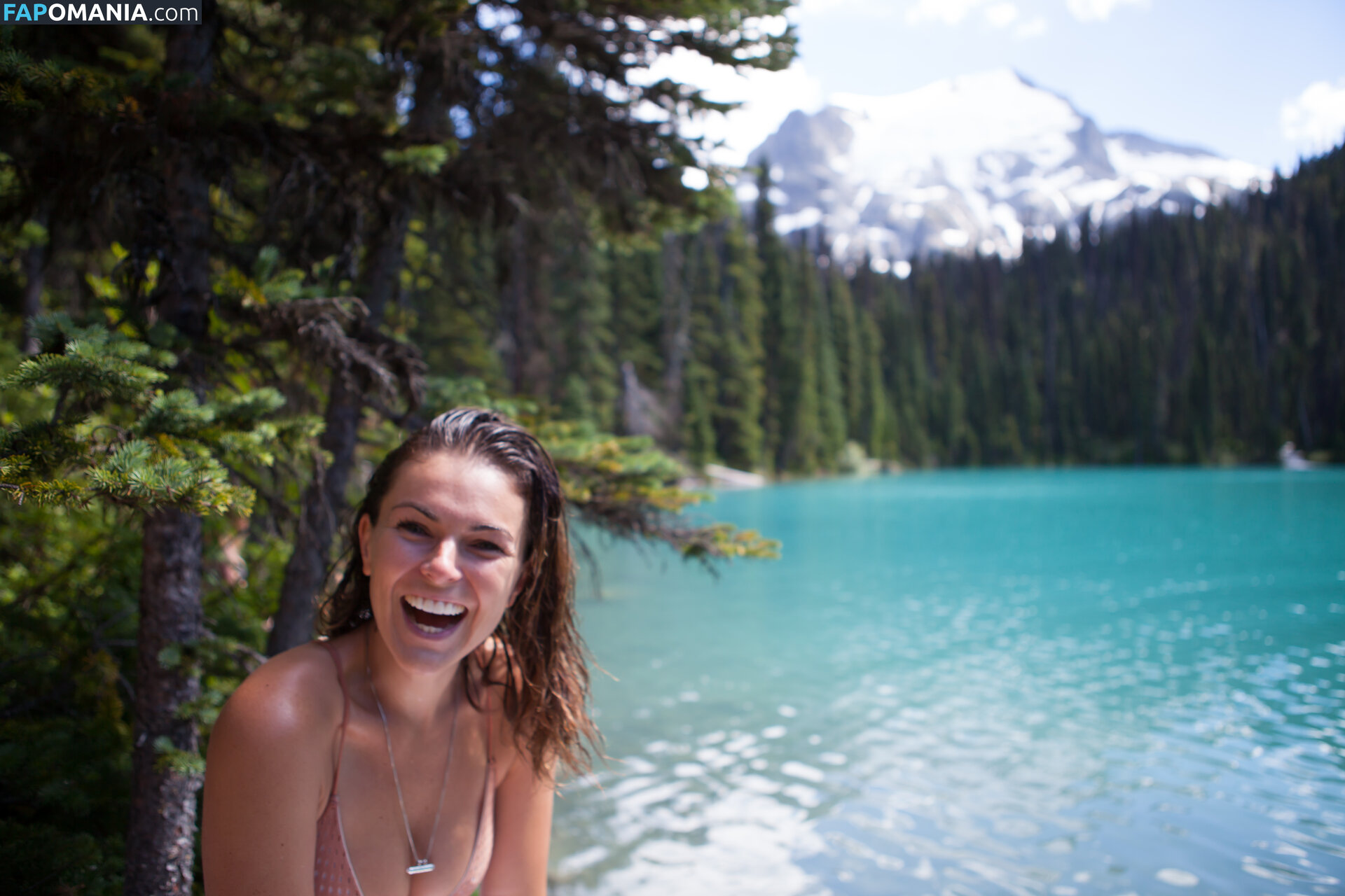 Serinda Swan Nago Przeciekłe zdjęcie #192