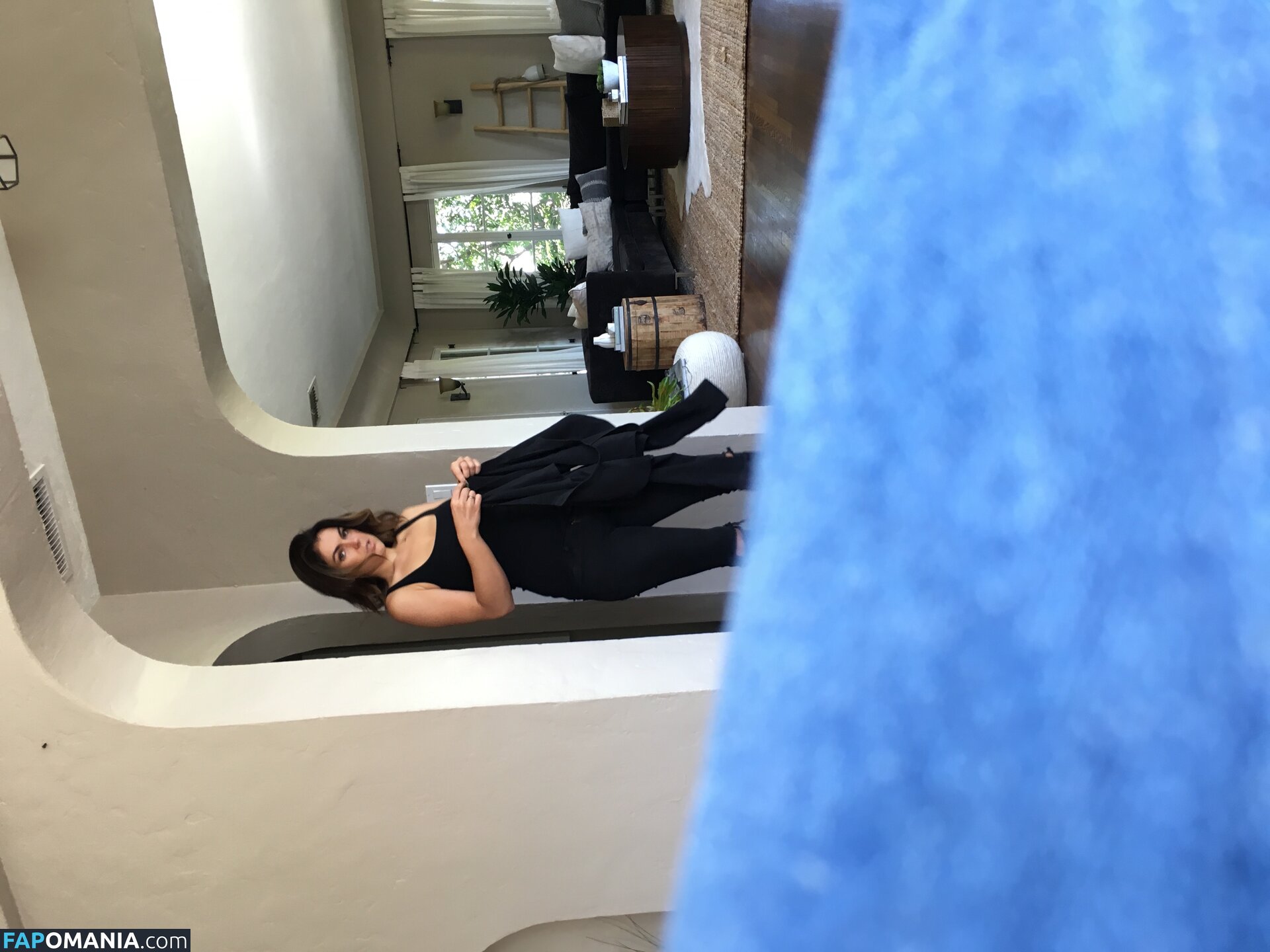 Serinda Swan Nago Przeciekłe zdjęcie #197