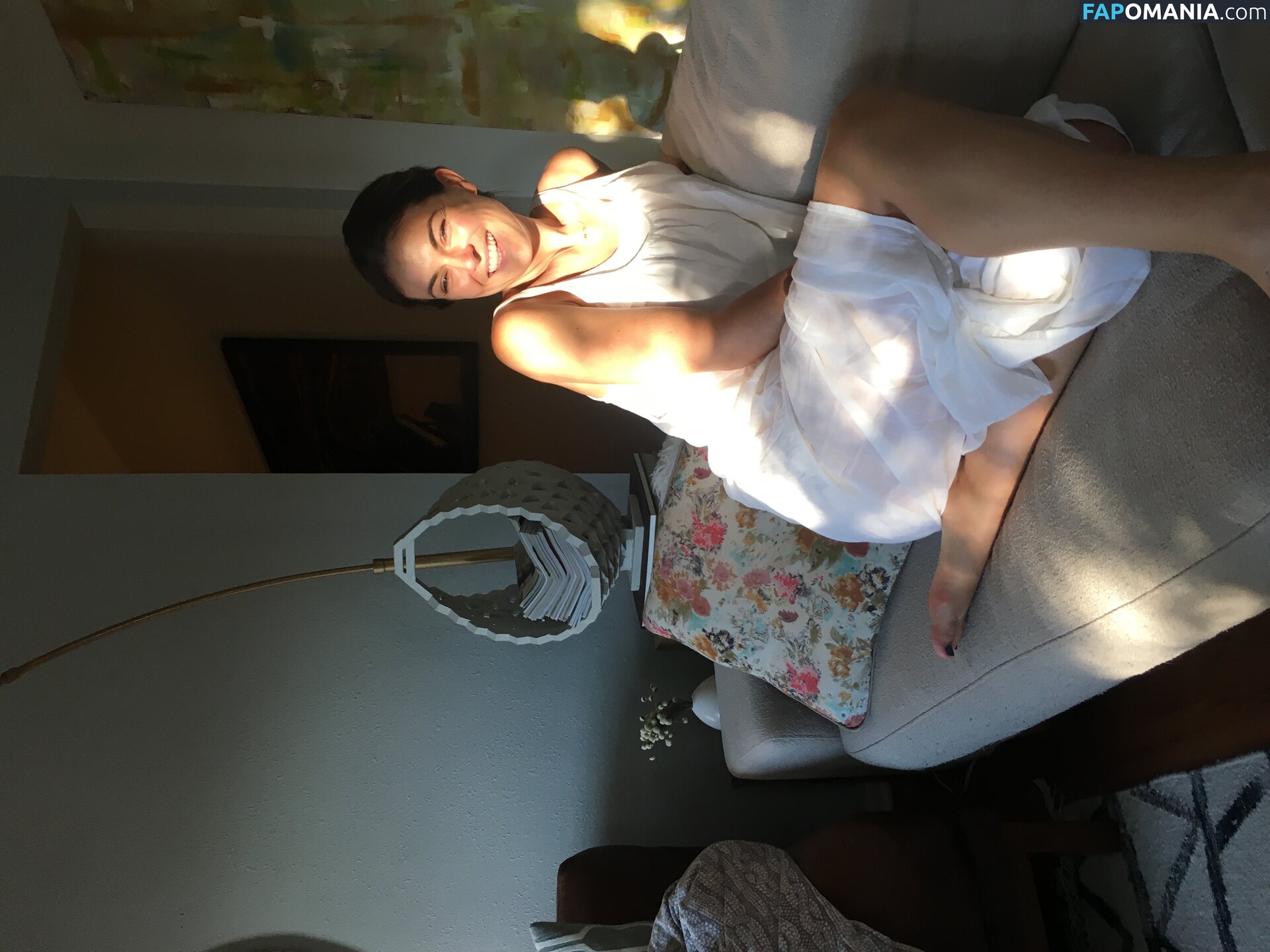 Serinda Swan Nago Przeciekłe zdjęcie #207