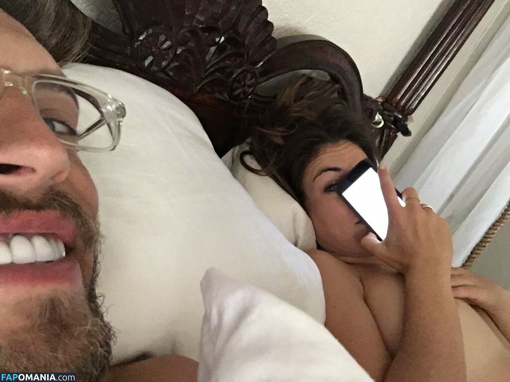Serinda Swan Nago Przeciekłe zdjęcie #286