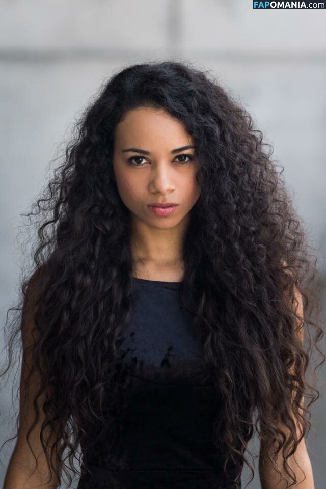 Shani Hamilton Nago Przeciekłe zdjęcie #8