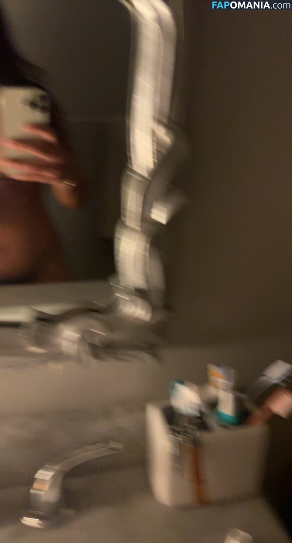 Sienna Mae Gomez / sienna_mae / siennamaegomez Nago OnlyFans  Przeciekłe zdjęcie #167