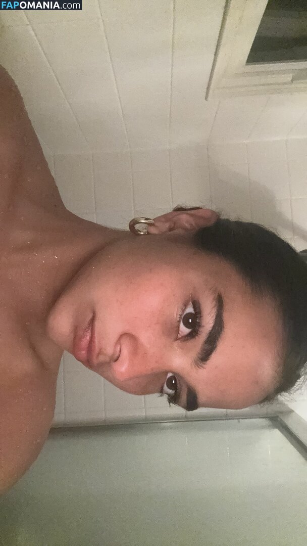 Sienna Mae Gomez / sienna_mae / siennamaegomez Nago OnlyFans  Przeciekłe zdjęcie #585