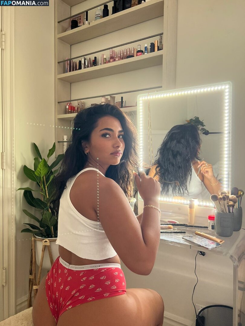 Sienna Mae Gomez / sienna_mae / siennamaegomez Nago OnlyFans  Przeciekłe zdjęcie #625