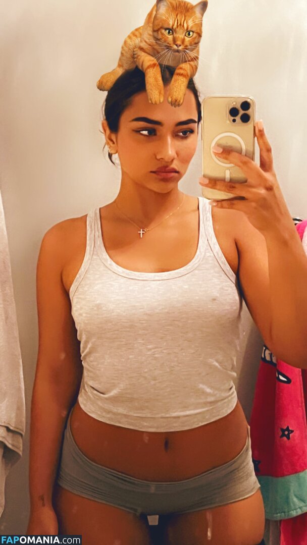 Sienna Mae Gomez / sienna_mae / siennamaegomez Nago OnlyFans  Przeciekłe zdjęcie #689