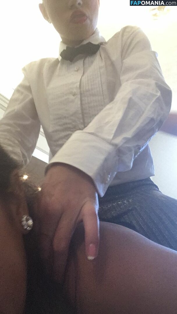 Sienna Mae Gomez / sienna_mae / siennamaegomez Nago OnlyFans  Przeciekłe zdjęcie #730