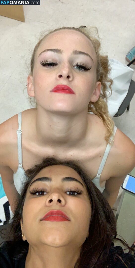 Sienna Mae Gomez / sienna_mae / siennamaegomez Nago OnlyFans  Przeciekłe zdjęcie #785