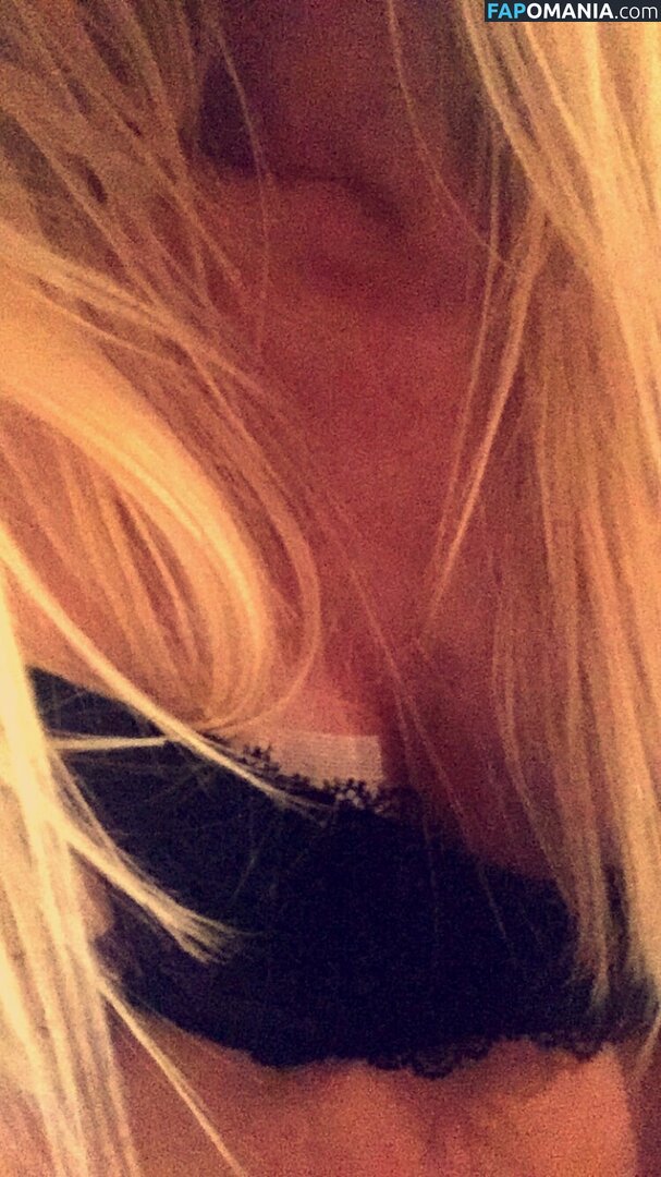 Sofia Jakobsson Nago Przeciekłe zdjęcie #2