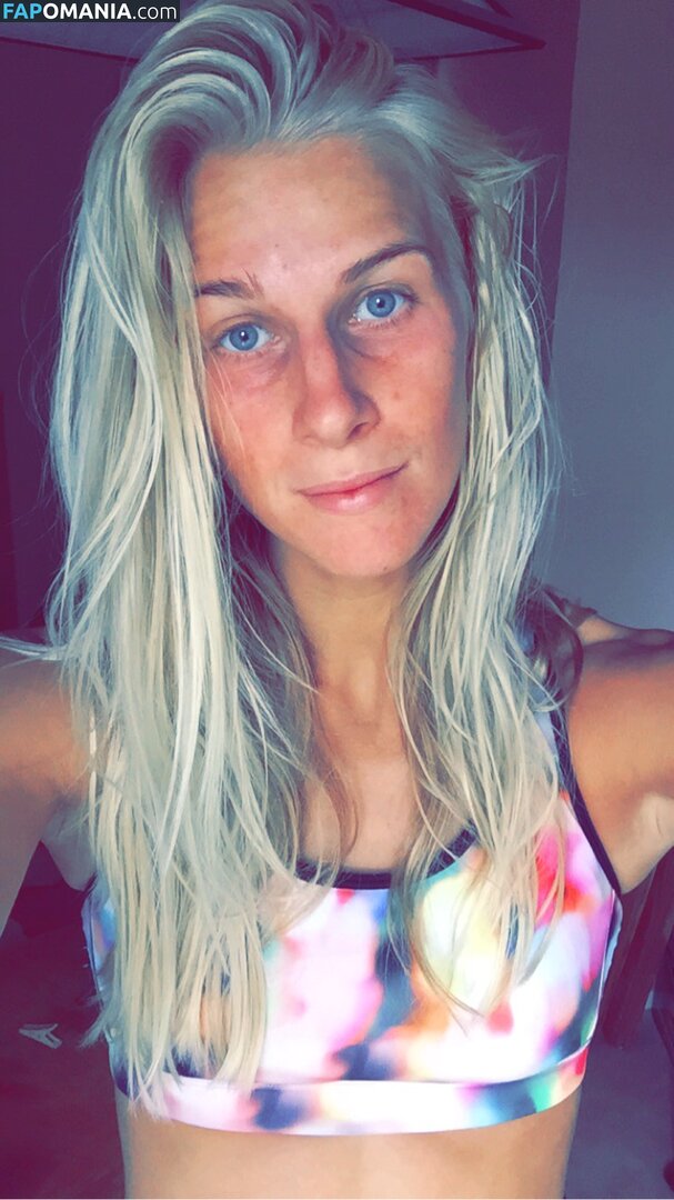 Sofia Jakobsson Nago Przeciekłe zdjęcie #12