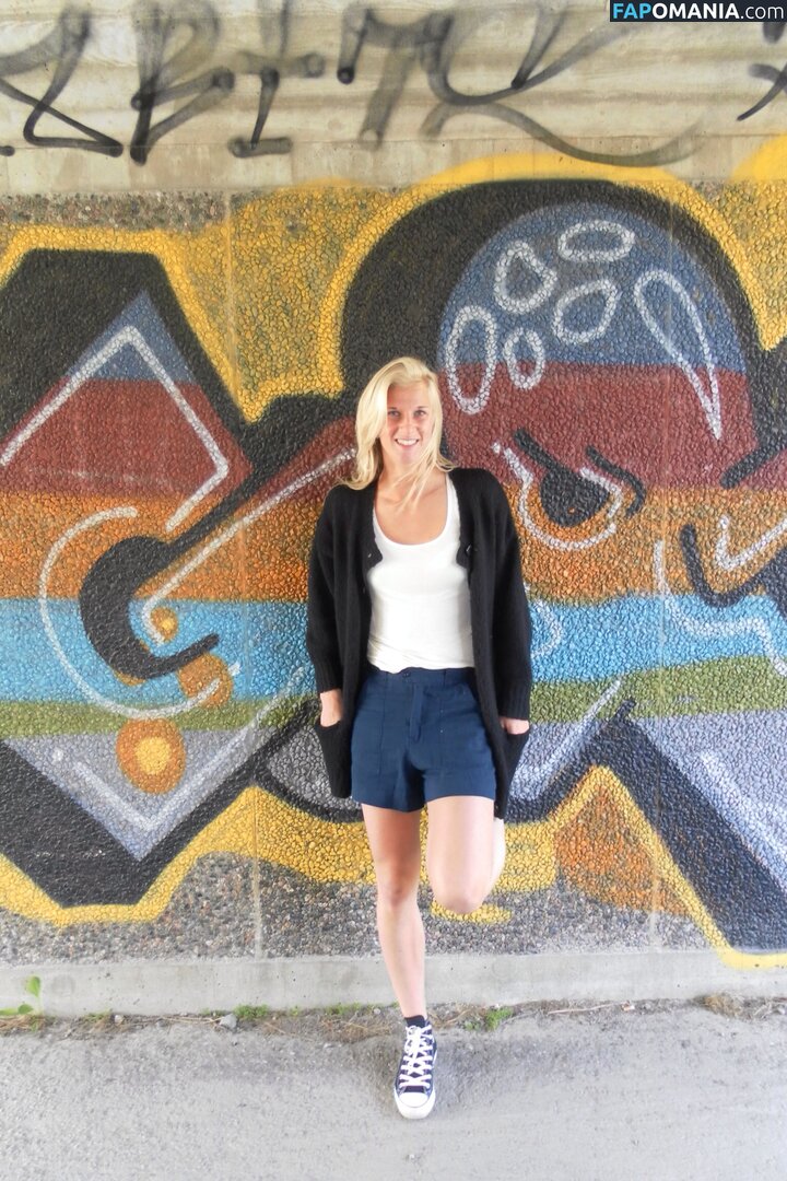 Sofia Jakobsson Nago Przeciekłe zdjęcie #146