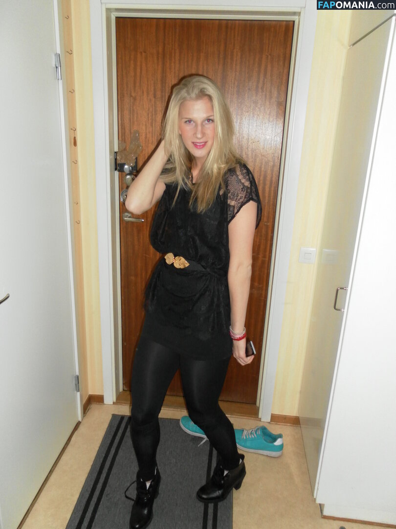 Sofia Jakobsson Nago Przeciekłe zdjęcie #204