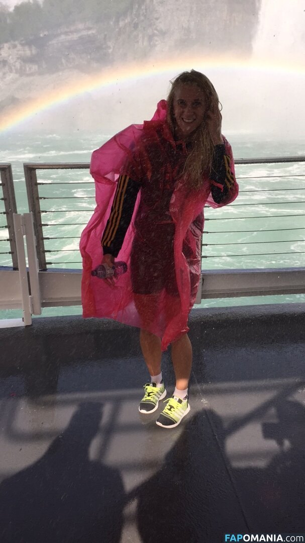 Sofia Jakobsson Nago Przeciekłe zdjęcie #300