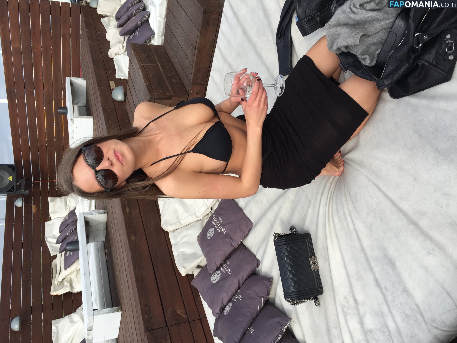 Sophia Roe Nago Przeciekłe zdjęcie #23