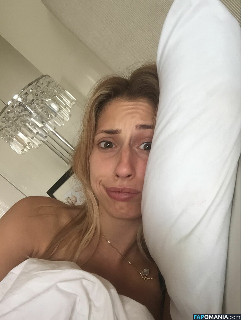 Stacey Solomon Nago Przeciekłe zdjęcie #9
