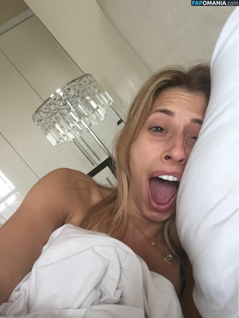 Stacey Solomon Nago Przeciekłe zdjęcie #10
