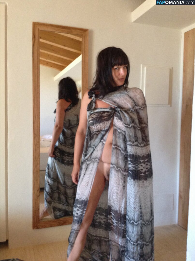 Sue Perkins Nago Przeciekłe zdjęcie #11