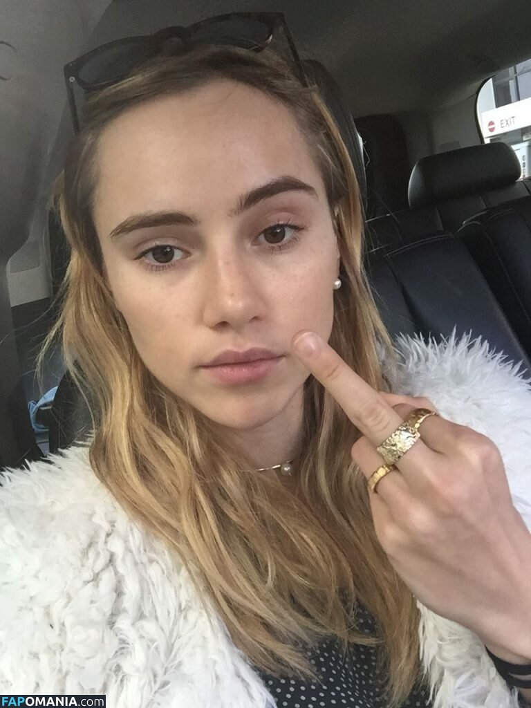 Suki Waterhouse Nago Przeciekłe zdjęcie #21